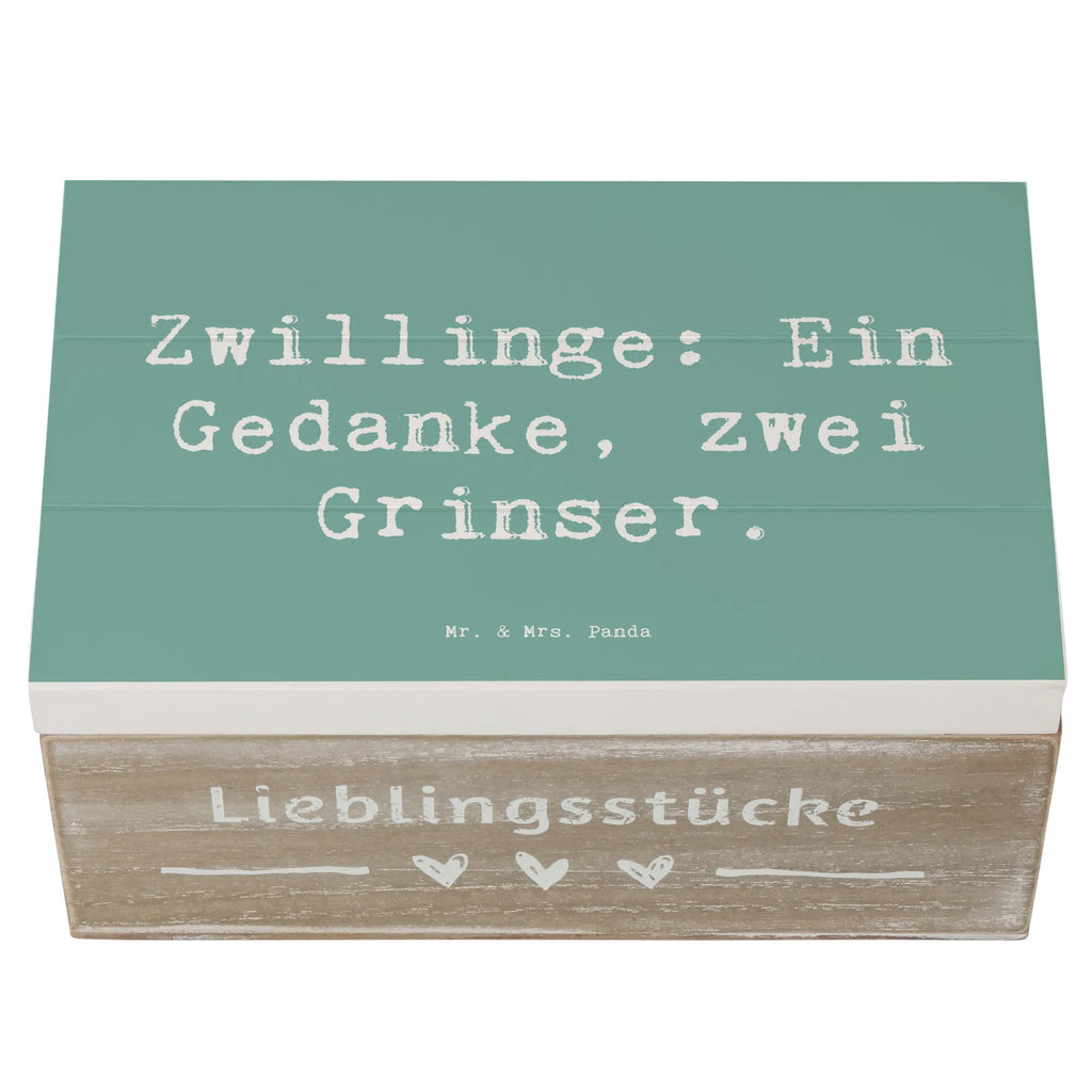 Holzkiste Spruch Zwillingsgeschwister Grinser Holzkiste, Kiste, Schatzkiste, Truhe, Schatulle, XXL, Erinnerungsbox, Erinnerungskiste, Dekokiste, Aufbewahrungsbox, Geschenkbox, Geschenkdose, Familie, Vatertag, Muttertag, Bruder, Schwester, Mama, Papa, Oma, Opa