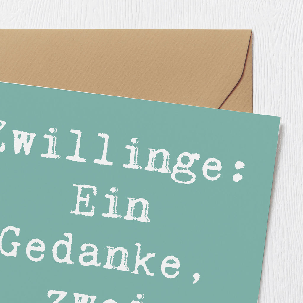 Deluxe Karte Spruch Zwillingsgeschwister Grinser Karte, Grußkarte, Klappkarte, Einladungskarte, Glückwunschkarte, Hochzeitskarte, Geburtstagskarte, Hochwertige Grußkarte, Hochwertige Klappkarte, Familie, Vatertag, Muttertag, Bruder, Schwester, Mama, Papa, Oma, Opa