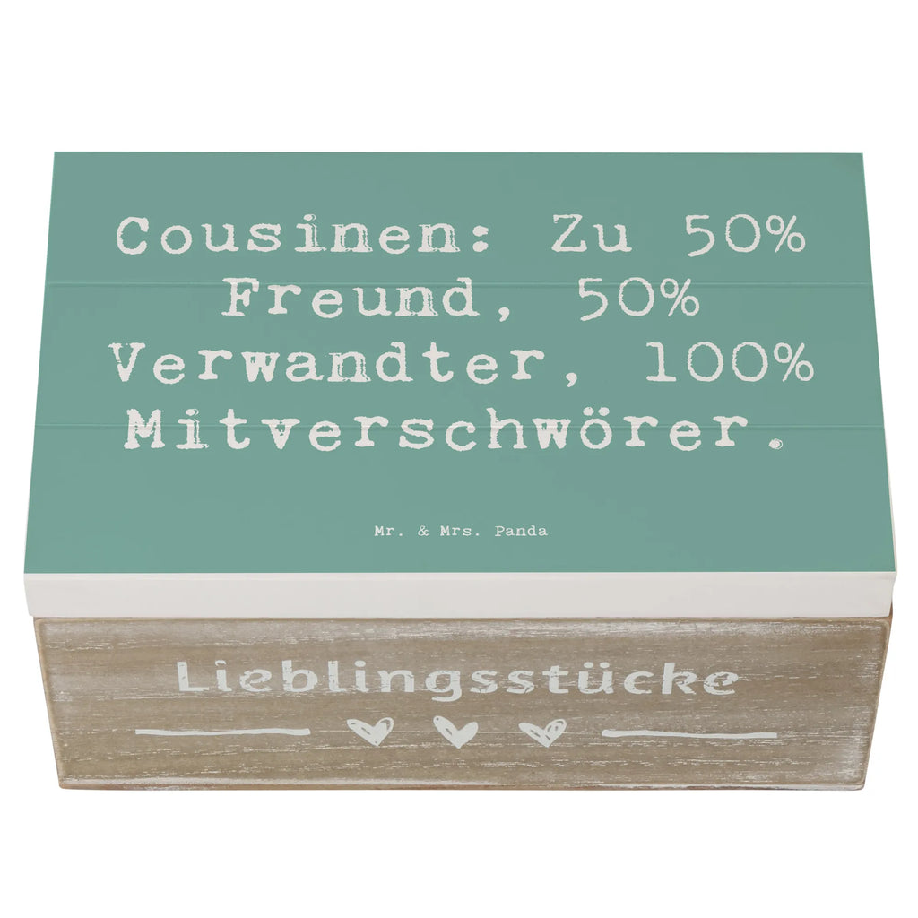 Holzkiste Spruch Cousin Mitverschwörer Holzkiste, Kiste, Schatzkiste, Truhe, Schatulle, XXL, Erinnerungsbox, Erinnerungskiste, Dekokiste, Aufbewahrungsbox, Geschenkbox, Geschenkdose, Familie, Vatertag, Muttertag, Bruder, Schwester, Mama, Papa, Oma, Opa