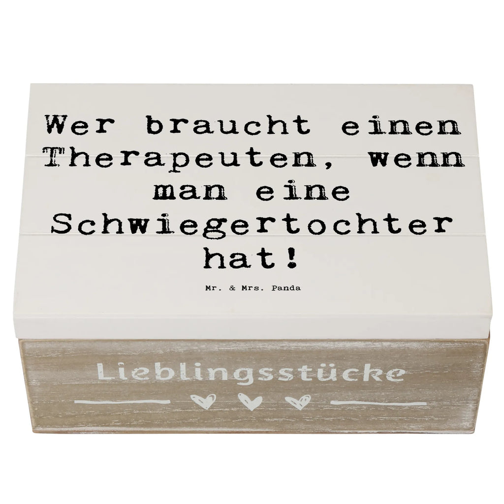 Holzkiste Spruch Schwiegertochter Humor Holzkiste, Kiste, Schatzkiste, Truhe, Schatulle, XXL, Erinnerungsbox, Erinnerungskiste, Dekokiste, Aufbewahrungsbox, Geschenkbox, Geschenkdose, Familie, Vatertag, Muttertag, Bruder, Schwester, Mama, Papa, Oma, Opa