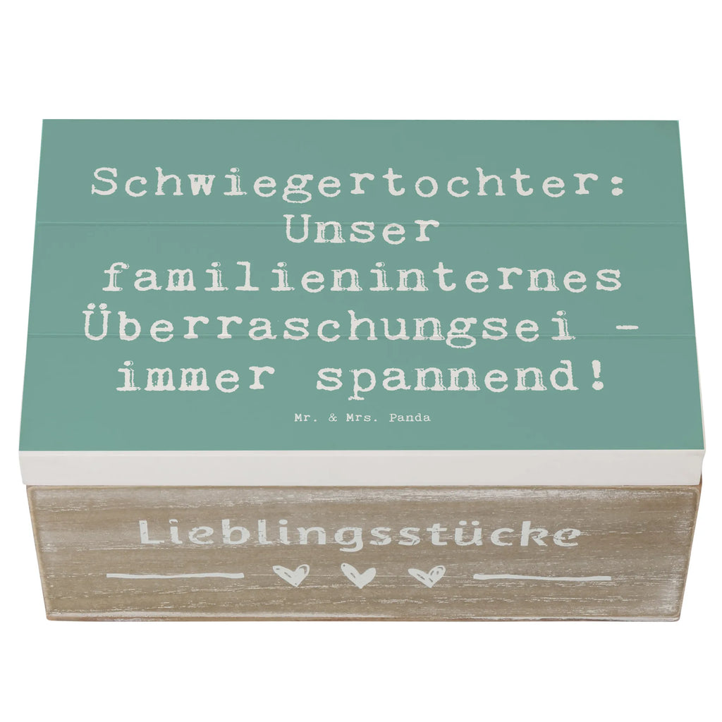 Holzkiste Spruch Überraschungs-Schwiegertochter Holzkiste, Kiste, Schatzkiste, Truhe, Schatulle, XXL, Erinnerungsbox, Erinnerungskiste, Dekokiste, Aufbewahrungsbox, Geschenkbox, Geschenkdose, Familie, Vatertag, Muttertag, Bruder, Schwester, Mama, Papa, Oma, Opa