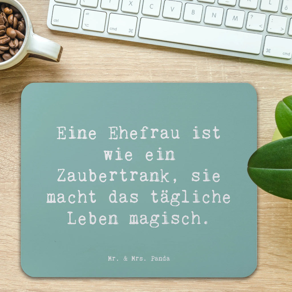 Mauspad Spruch Magische Ehefrau Mousepad, Computer zubehör, Büroausstattung, PC Zubehör, Arbeitszimmer, Mauspad, Einzigartiges Mauspad, Designer Mauspad, Mausunterlage, Mauspad Büro, Familie, Vatertag, Muttertag, Bruder, Schwester, Mama, Papa, Oma, Opa