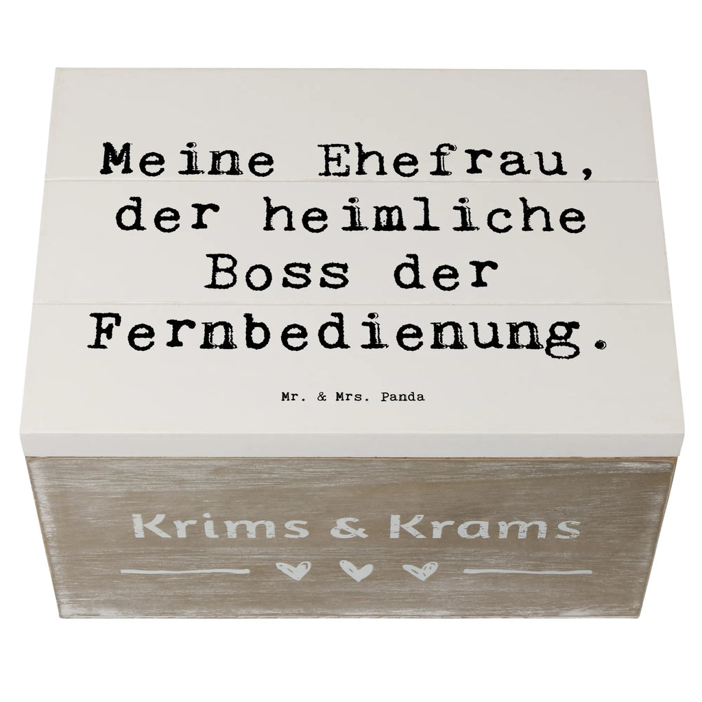 Holzkiste Spruch Ehefrau Boss Holzkiste, Kiste, Schatzkiste, Truhe, Schatulle, XXL, Erinnerungsbox, Erinnerungskiste, Dekokiste, Aufbewahrungsbox, Geschenkbox, Geschenkdose, Familie, Vatertag, Muttertag, Bruder, Schwester, Mama, Papa, Oma, Opa