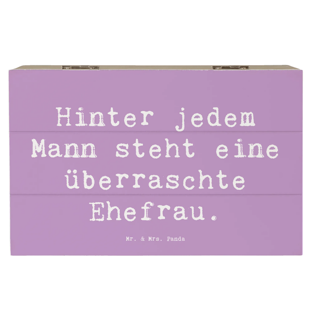 Holzkiste Spruch Überraschte Ehefrau Holzkiste, Kiste, Schatzkiste, Truhe, Schatulle, XXL, Erinnerungsbox, Erinnerungskiste, Dekokiste, Aufbewahrungsbox, Geschenkbox, Geschenkdose, Familie, Vatertag, Muttertag, Bruder, Schwester, Mama, Papa, Oma, Opa