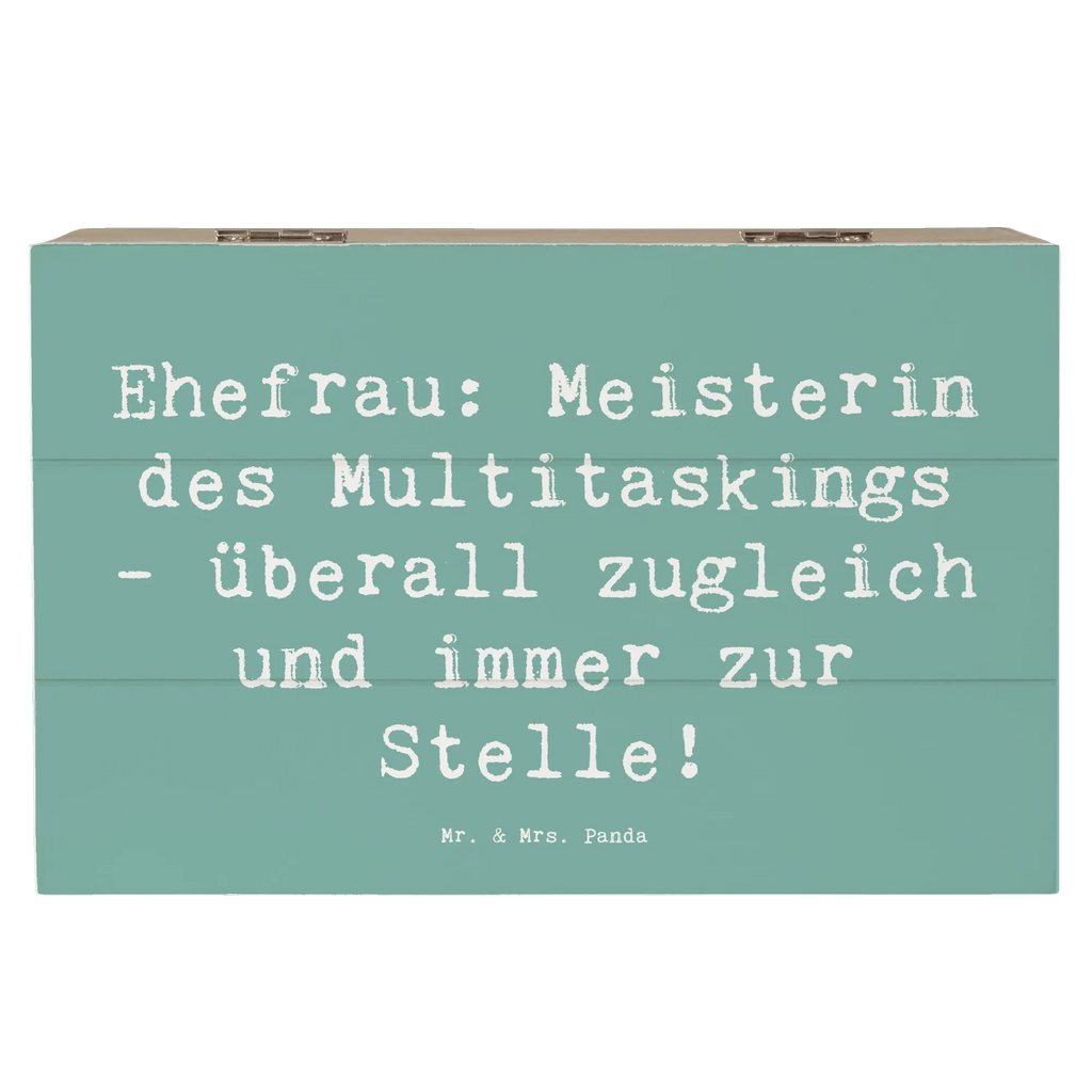 Holzkiste Spruch Ehefrau Meisterin Holzkiste, Kiste, Schatzkiste, Truhe, Schatulle, XXL, Erinnerungsbox, Erinnerungskiste, Dekokiste, Aufbewahrungsbox, Geschenkbox, Geschenkdose, Familie, Vatertag, Muttertag, Bruder, Schwester, Mama, Papa, Oma, Opa