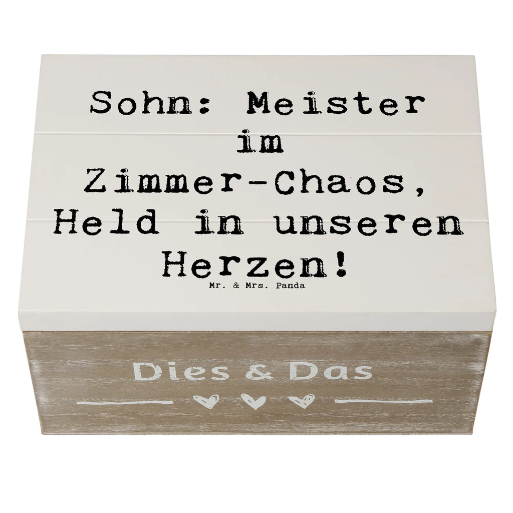 Holzkiste Spruch Sohn Chaosheld Holzkiste, Kiste, Schatzkiste, Truhe, Schatulle, XXL, Erinnerungsbox, Erinnerungskiste, Dekokiste, Aufbewahrungsbox, Geschenkbox, Geschenkdose, Familie, Vatertag, Muttertag, Bruder, Schwester, Mama, Papa, Oma, Opa