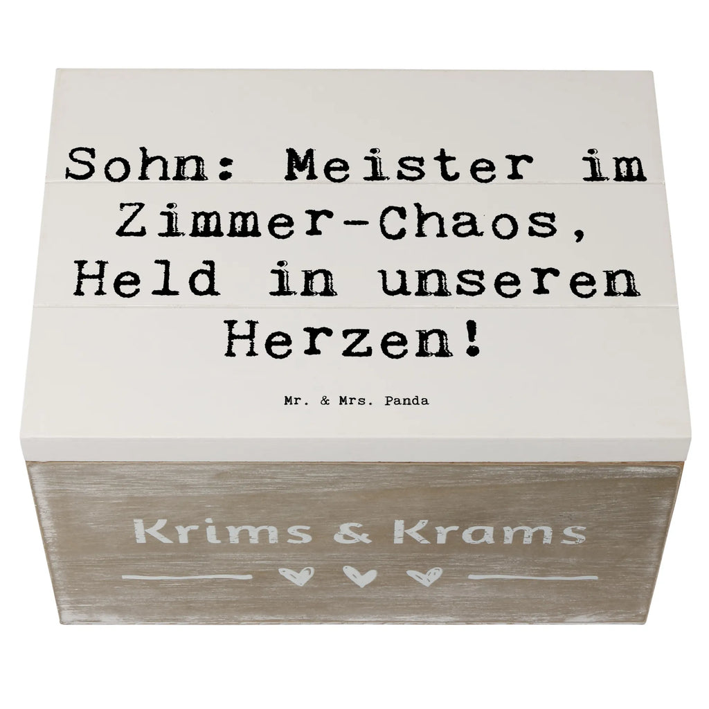 Holzkiste Spruch Sohn Chaosheld Holzkiste, Kiste, Schatzkiste, Truhe, Schatulle, XXL, Erinnerungsbox, Erinnerungskiste, Dekokiste, Aufbewahrungsbox, Geschenkbox, Geschenkdose, Familie, Vatertag, Muttertag, Bruder, Schwester, Mama, Papa, Oma, Opa