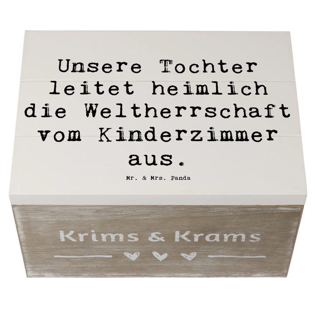 Holzkiste Spruch Tochter Weltherrschaft Holzkiste, Kiste, Schatzkiste, Truhe, Schatulle, XXL, Erinnerungsbox, Erinnerungskiste, Dekokiste, Aufbewahrungsbox, Geschenkbox, Geschenkdose, Familie, Vatertag, Muttertag, Bruder, Schwester, Mama, Papa, Oma, Opa