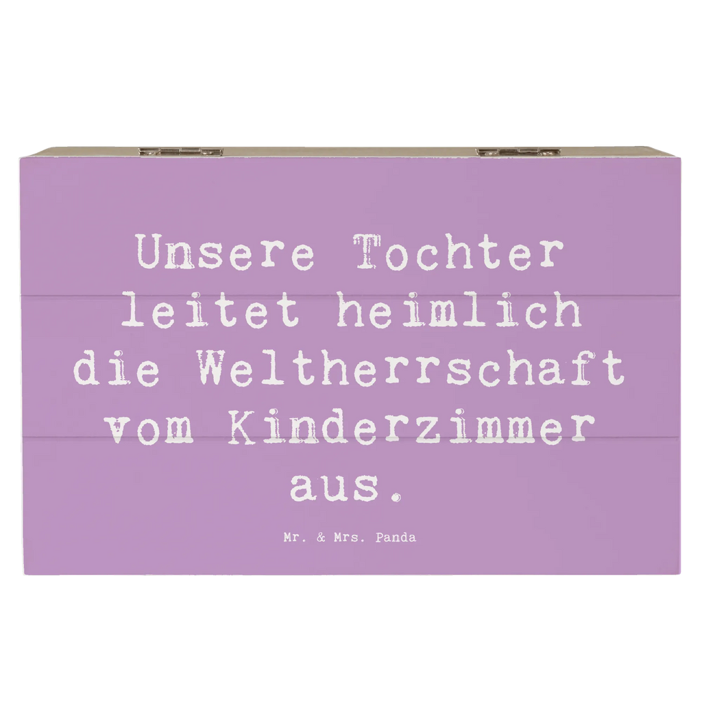 Holzkiste Spruch Tochter Weltherrschaft Holzkiste, Kiste, Schatzkiste, Truhe, Schatulle, XXL, Erinnerungsbox, Erinnerungskiste, Dekokiste, Aufbewahrungsbox, Geschenkbox, Geschenkdose, Familie, Vatertag, Muttertag, Bruder, Schwester, Mama, Papa, Oma, Opa