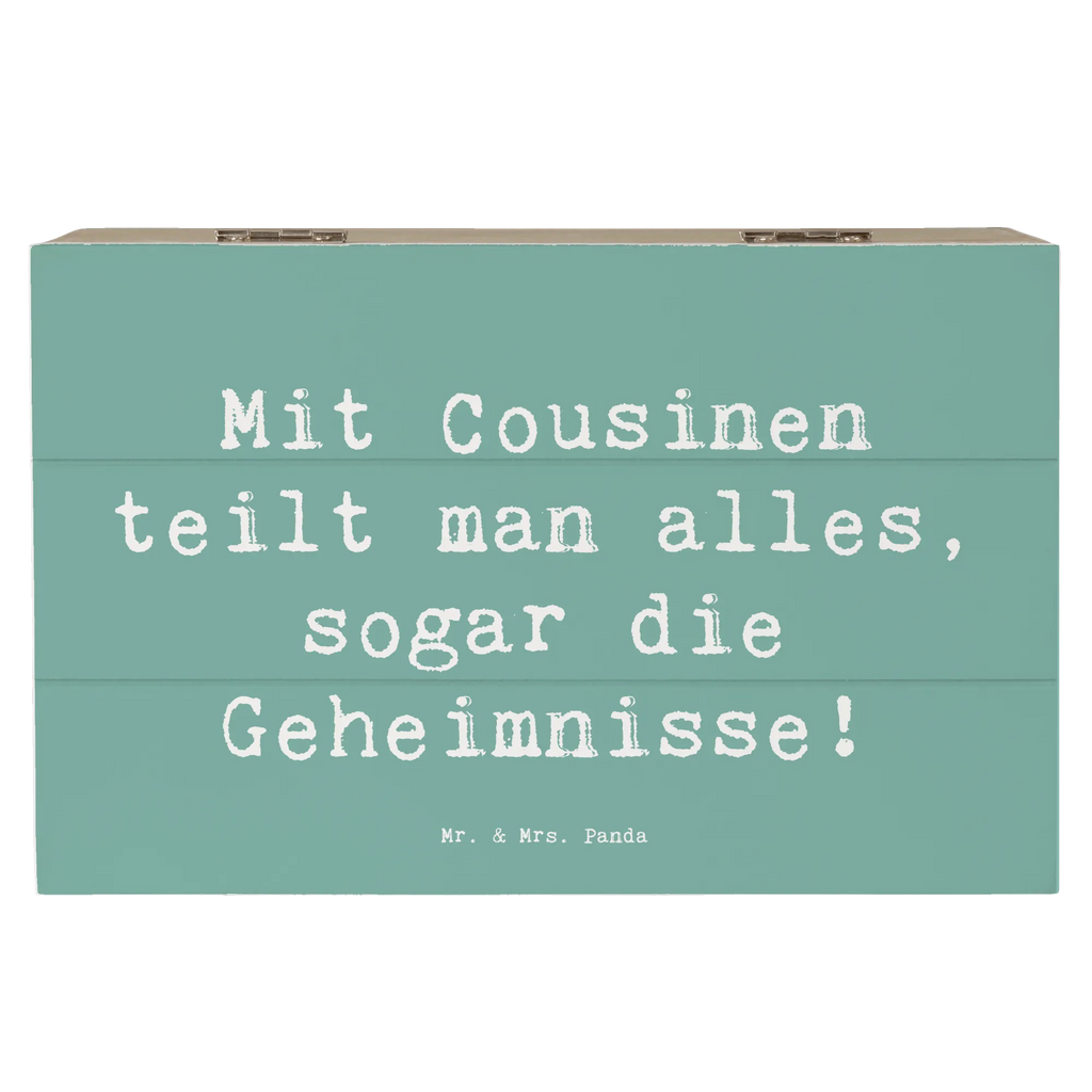 Holzkiste Spruch Cousine Geheimnisse Holzkiste, Kiste, Schatzkiste, Truhe, Schatulle, XXL, Erinnerungsbox, Erinnerungskiste, Dekokiste, Aufbewahrungsbox, Geschenkbox, Geschenkdose, Familie, Vatertag, Muttertag, Bruder, Schwester, Mama, Papa, Oma, Opa