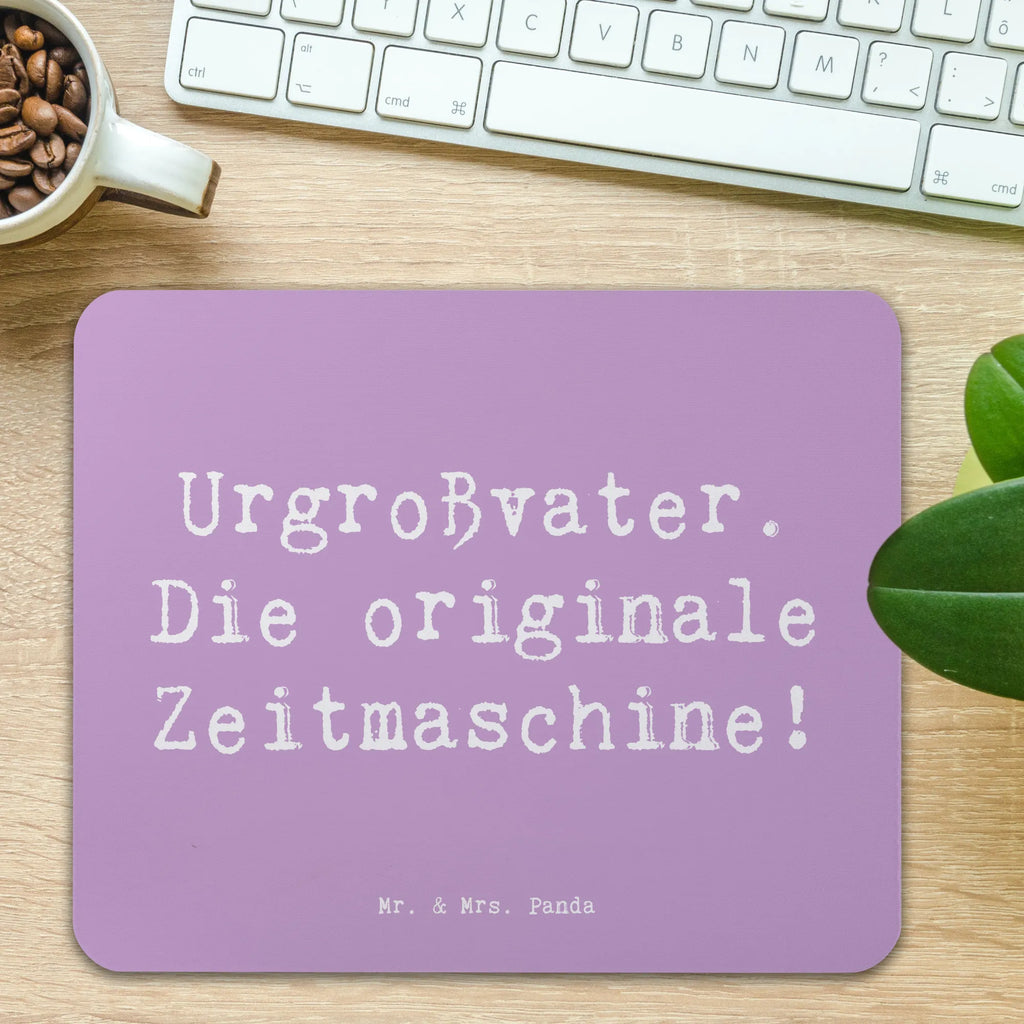 Mauspad Spruch Urgroßvater Zeitmaschine Mousepad, Computer zubehör, Büroausstattung, PC Zubehör, Arbeitszimmer, Mauspad, Einzigartiges Mauspad, Designer Mauspad, Mausunterlage, Mauspad Büro, Familie, Vatertag, Muttertag, Bruder, Schwester, Mama, Papa, Oma, Opa