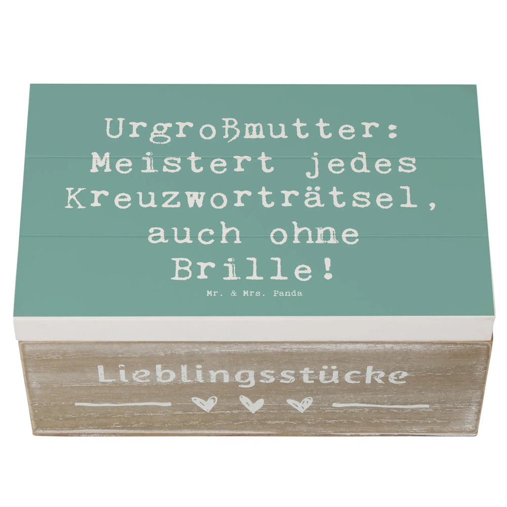 Holzkiste Spruch Urgroßmutter Genie Holzkiste, Kiste, Schatzkiste, Truhe, Schatulle, XXL, Erinnerungsbox, Erinnerungskiste, Dekokiste, Aufbewahrungsbox, Geschenkbox, Geschenkdose, Familie, Vatertag, Muttertag, Bruder, Schwester, Mama, Papa, Oma, Opa