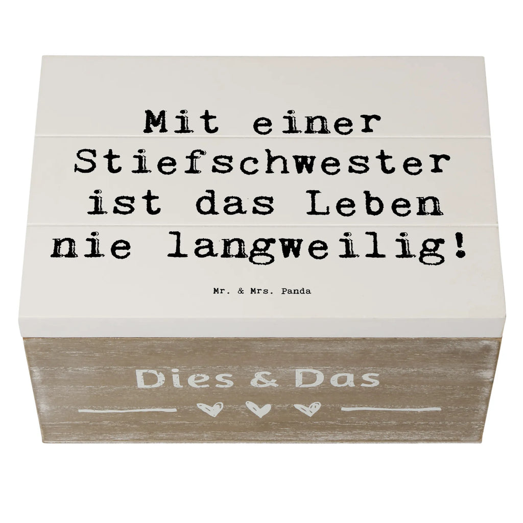 Holzkiste Spruch Stiefschwester Abenteuer Holzkiste, Kiste, Schatzkiste, Truhe, Schatulle, XXL, Erinnerungsbox, Erinnerungskiste, Dekokiste, Aufbewahrungsbox, Geschenkbox, Geschenkdose, Familie, Vatertag, Muttertag, Bruder, Schwester, Mama, Papa, Oma, Opa