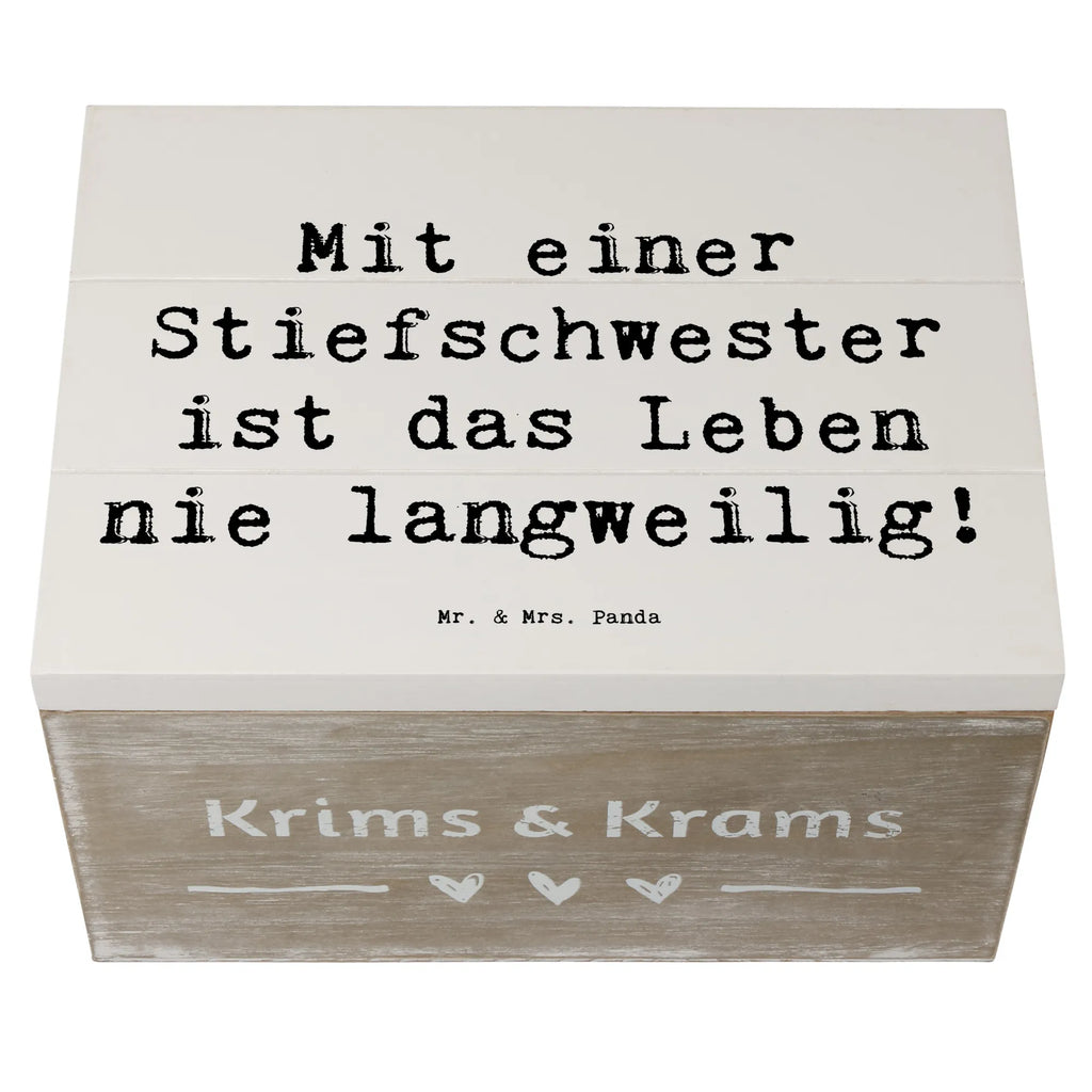 Holzkiste Spruch Stiefschwester Abenteuer Holzkiste, Kiste, Schatzkiste, Truhe, Schatulle, XXL, Erinnerungsbox, Erinnerungskiste, Dekokiste, Aufbewahrungsbox, Geschenkbox, Geschenkdose, Familie, Vatertag, Muttertag, Bruder, Schwester, Mama, Papa, Oma, Opa