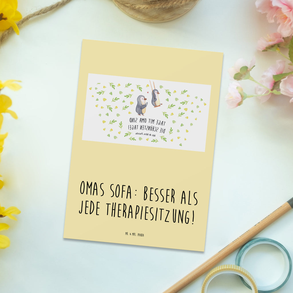 Postkarte Omas Sofa: besser als jede Therapiesitzung! Postkarte, Karte, Geschenkkarte, Grußkarte, Einladung, Ansichtskarte, Geburtstagskarte, Einladungskarte, Dankeskarte, Ansichtskarten, Einladung Geburtstag, Einladungskarten Geburtstag, Familie, Vatertag, Muttertag, Bruder, Schwester, Mama, Papa, Oma, Opa