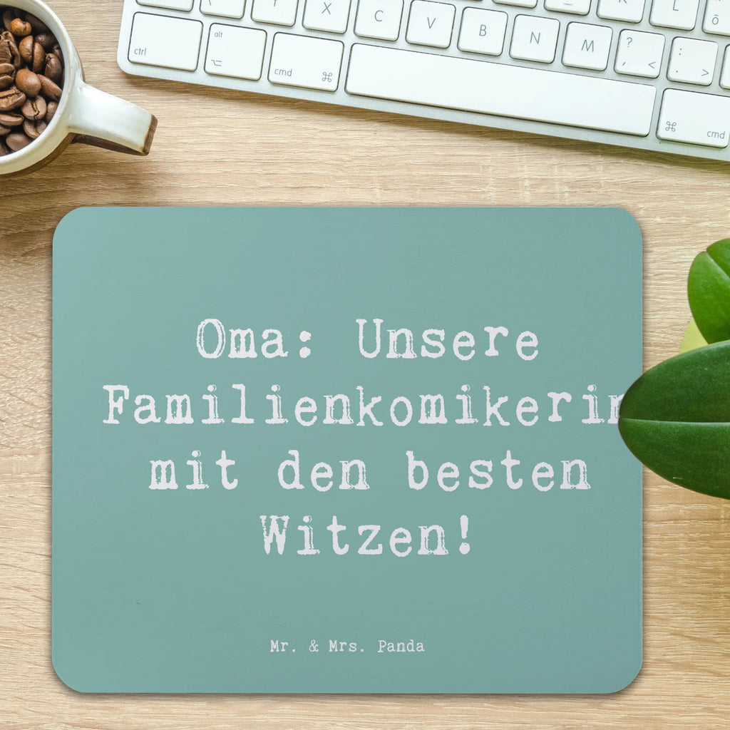 Mauspad Spruch Oma Familienkomikerin Mousepad, Computer zubehör, Büroausstattung, PC Zubehör, Arbeitszimmer, Mauspad, Einzigartiges Mauspad, Designer Mauspad, Mausunterlage, Mauspad Büro, Familie, Vatertag, Muttertag, Bruder, Schwester, Mama, Papa, Oma, Opa