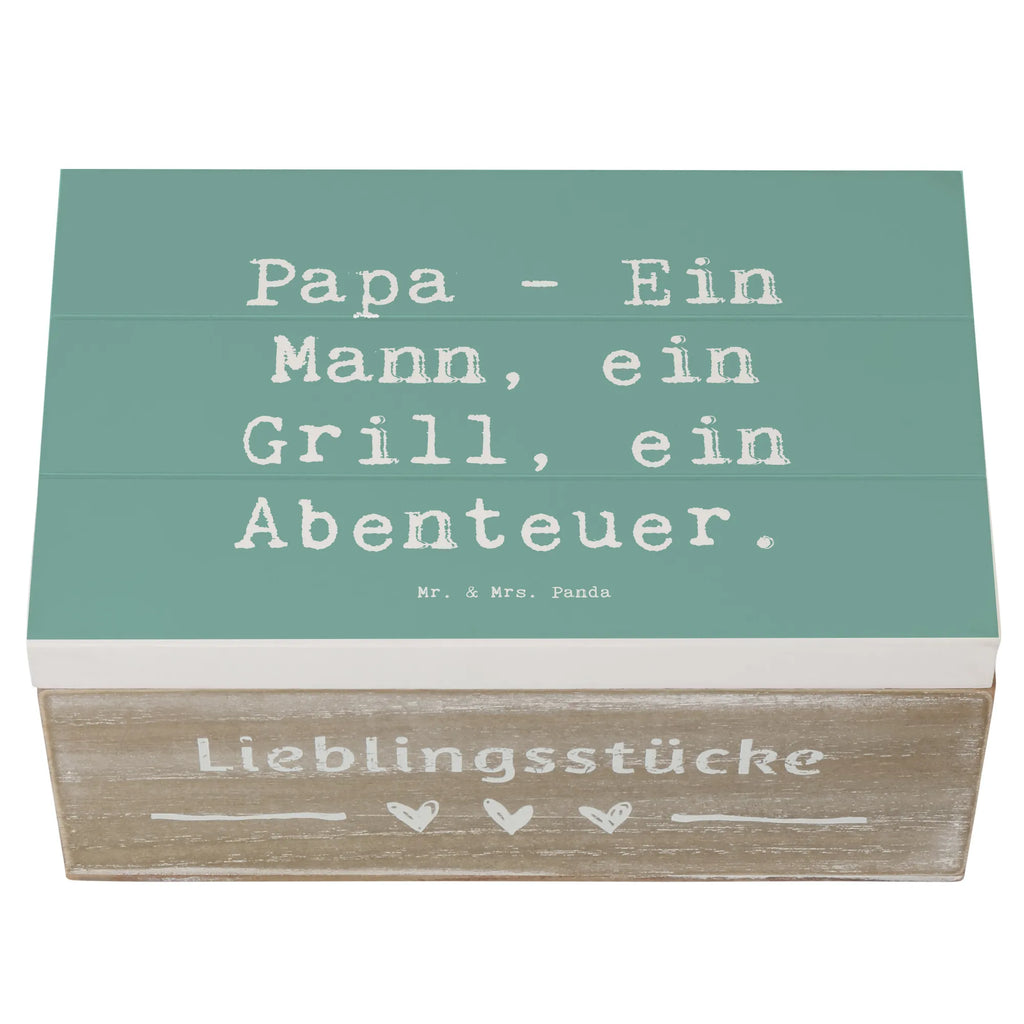 Holzkiste Spruch Papa Abenteuer Holzkiste, Kiste, Schatzkiste, Truhe, Schatulle, XXL, Erinnerungsbox, Erinnerungskiste, Dekokiste, Aufbewahrungsbox, Geschenkbox, Geschenkdose, Familie, Vatertag, Muttertag, Bruder, Schwester, Mama, Papa, Oma, Opa