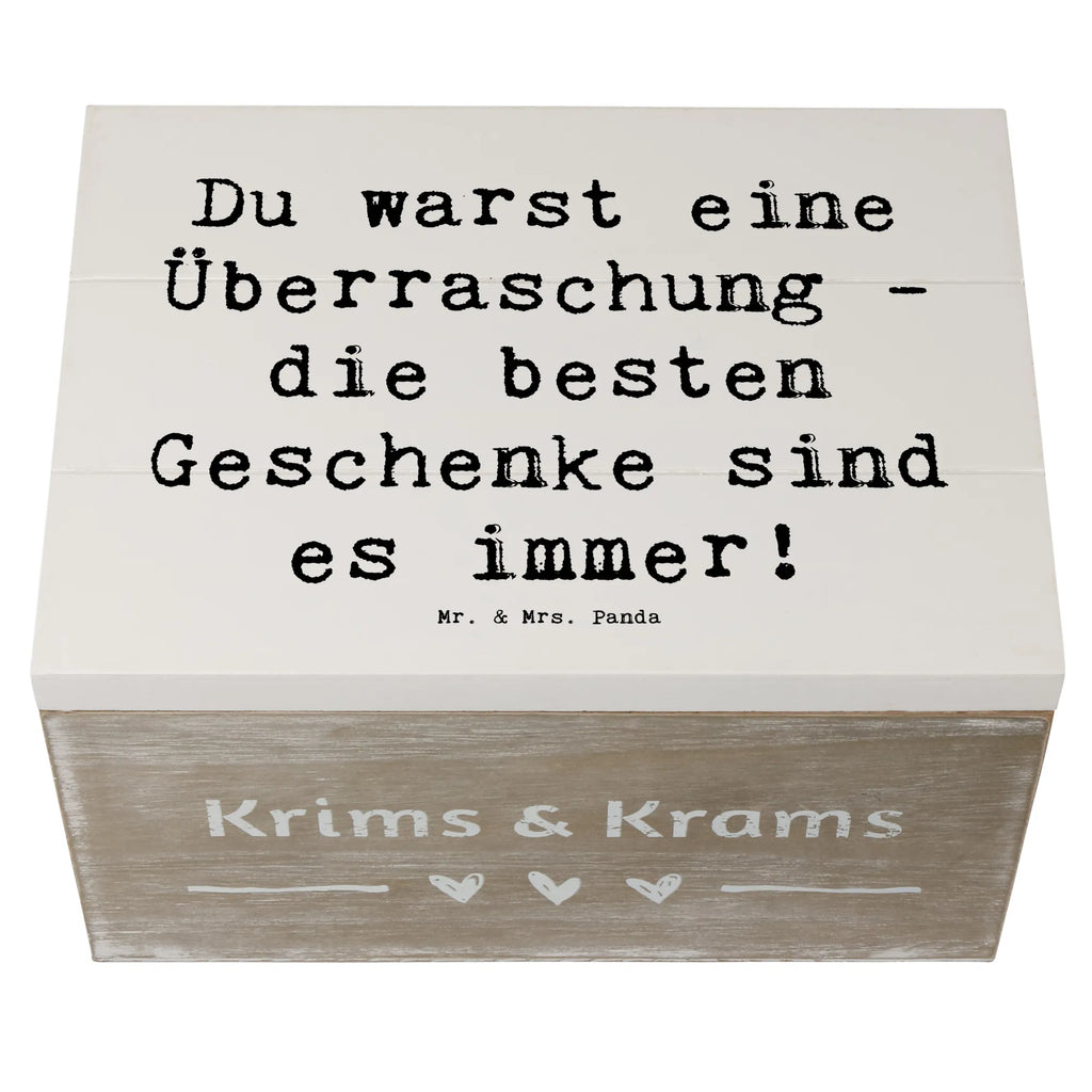 Holzkiste Spruch Überraschung Adoptivkind Holzkiste, Kiste, Schatzkiste, Truhe, Schatulle, XXL, Erinnerungsbox, Erinnerungskiste, Dekokiste, Aufbewahrungsbox, Geschenkbox, Geschenkdose, Familie, Vatertag, Muttertag, Bruder, Schwester, Mama, Papa, Oma, Opa