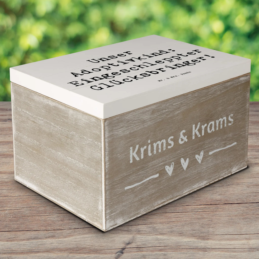 Holzkiste Spruch Adoptivkind Glücksbringer Holzkiste, Kiste, Schatzkiste, Truhe, Schatulle, XXL, Erinnerungsbox, Erinnerungskiste, Dekokiste, Aufbewahrungsbox, Geschenkbox, Geschenkdose, Familie, Vatertag, Muttertag, Bruder, Schwester, Mama, Papa, Oma, Opa