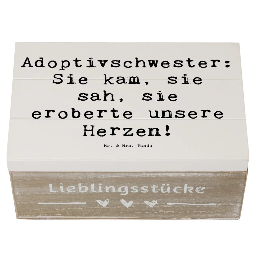 Holzkiste Spruch Adoptivschwester Herz Holzkiste, Kiste, Schatzkiste, Truhe, Schatulle, XXL, Erinnerungsbox, Erinnerungskiste, Dekokiste, Aufbewahrungsbox, Geschenkbox, Geschenkdose, Familie, Vatertag, Muttertag, Bruder, Schwester, Mama, Papa, Oma, Opa