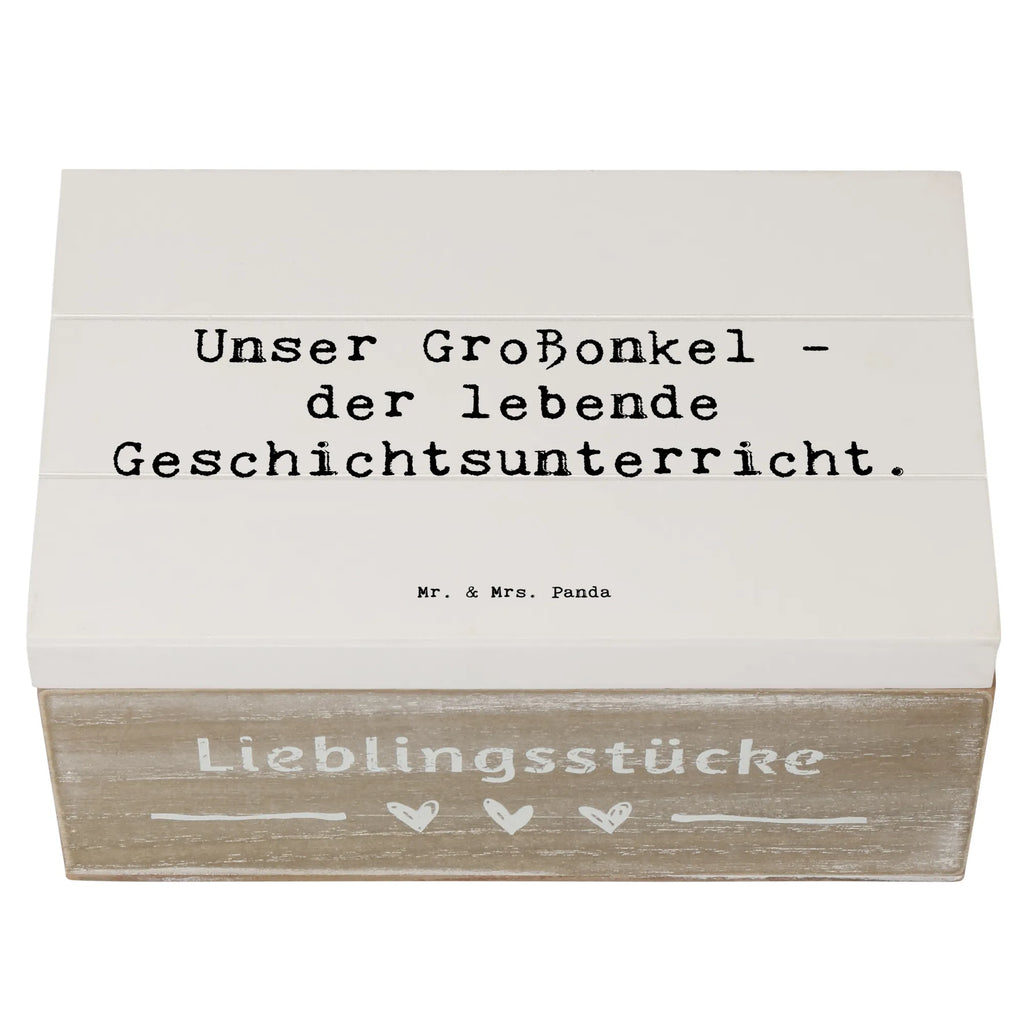 Holzkiste Spruch Großonkel Geschichtsunterricht Holzkiste, Kiste, Schatzkiste, Truhe, Schatulle, XXL, Erinnerungsbox, Erinnerungskiste, Dekokiste, Aufbewahrungsbox, Geschenkbox, Geschenkdose, Familie, Vatertag, Muttertag, Bruder, Schwester, Mama, Papa, Oma, Opa