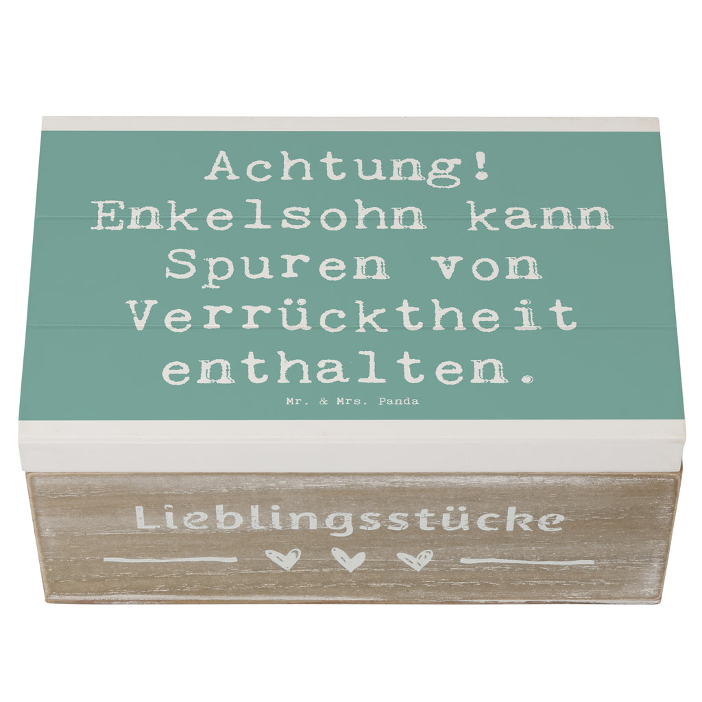 Holzkiste Spruch Enkelsohn Verrücktheit Holzkiste, Kiste, Schatzkiste, Truhe, Schatulle, XXL, Erinnerungsbox, Erinnerungskiste, Dekokiste, Aufbewahrungsbox, Geschenkbox, Geschenkdose, Familie, Vatertag, Muttertag, Bruder, Schwester, Mama, Papa, Oma, Opa