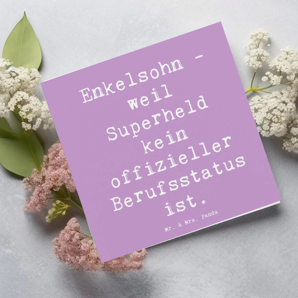 Deluxe Card Saying Enkelsohn - weil Superheld kein offizieller Berufsstatus ist. Karte, Grußkarte, Klappkarte, Einladungskarte, Glückwunschkarte, Hochzeitskarte, Geburtstagskarte, Hochwertige Grußkarte, Hochwertige Klappkarte, Familie, Vatertag, Muttertag, Bruder, Schwester, Mama, Papa, Oma, Opa