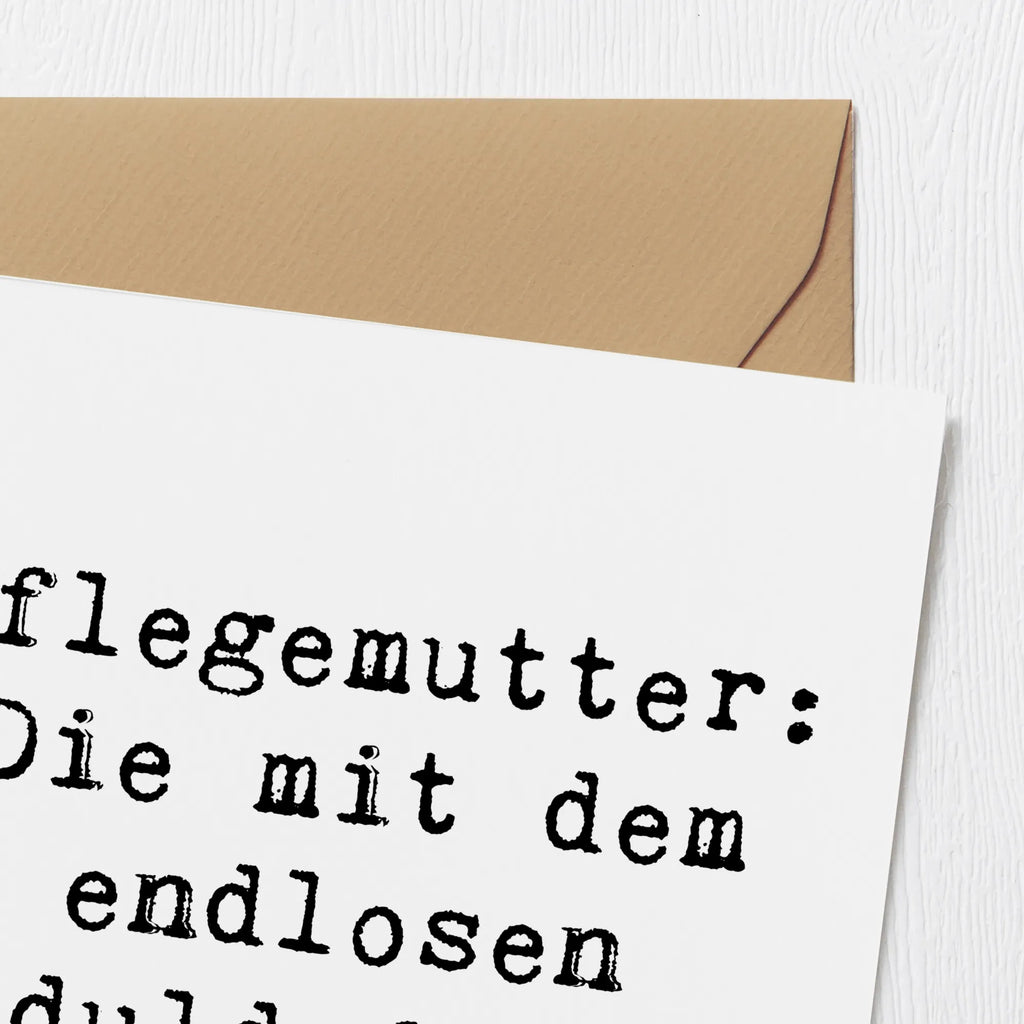 Deluxe Karte Spruch Pflegemutter: Die mit dem endlosen Geduldsfaden. Karte, Grußkarte, Klappkarte, Einladungskarte, Glückwunschkarte, Hochzeitskarte, Geburtstagskarte, Hochwertige Grußkarte, Hochwertige Klappkarte, Familie, Vatertag, Muttertag, Bruder, Schwester, Mama, Papa, Oma, Opa