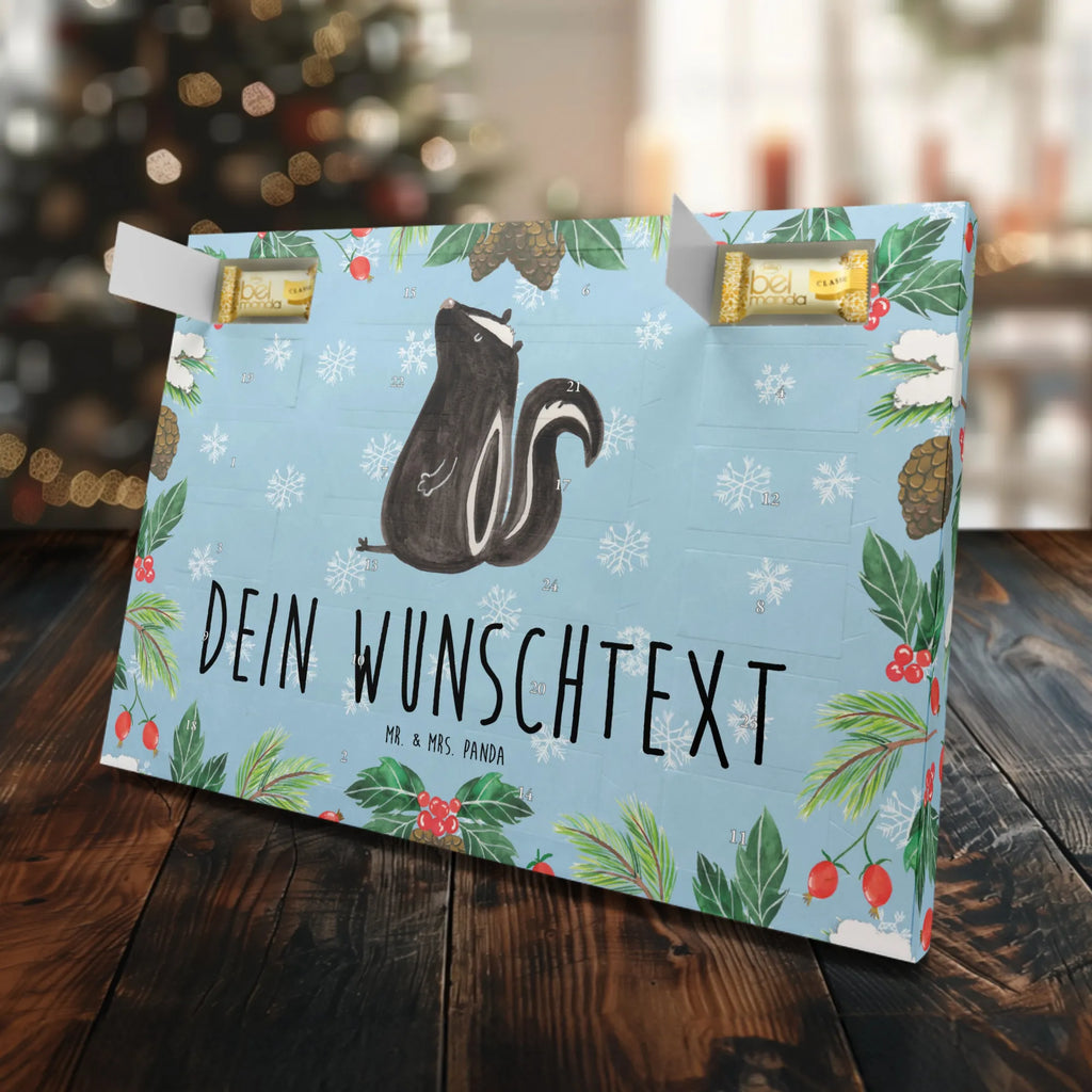 Personalisierter Marzipan Adventskalender Stinktier Sitzen Personalisierter Marzipan Adventskalender, Stinktier, Skunk, Wildtier, Raubtier, Stinker, Stinki, Spruch, Büro, Recht, Besserwisser