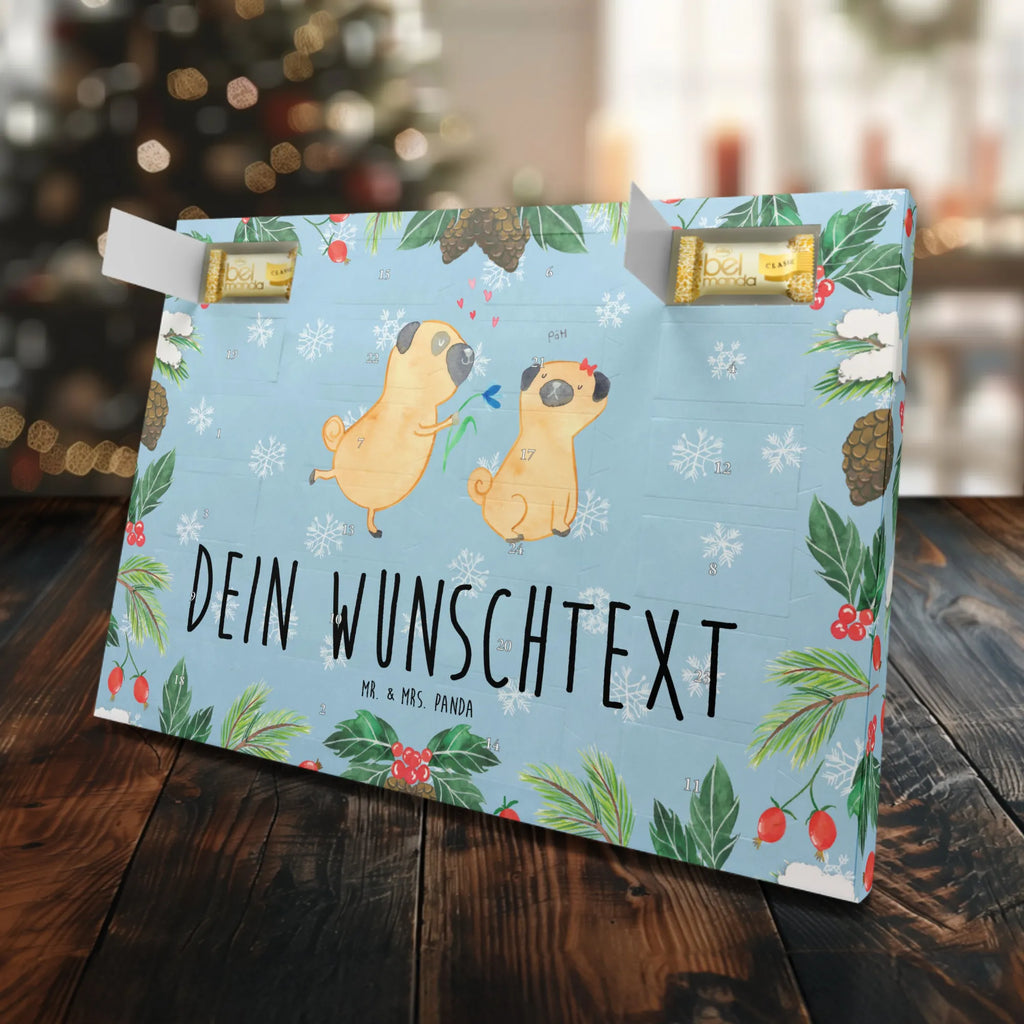 Personalisierter Marzipan Adventskalender Mops Verliebt Personalisierter Marzipan Adventskalender, Hund, Hundemotiv, Haustier, Hunderasse, Tierliebhaber, Hundebesitzer, Sprüche, Mops, Möpse, Hundeliebe, verliebt, Liebe, Liebesspruch. Verlobt, Geschenk Freund, Partner