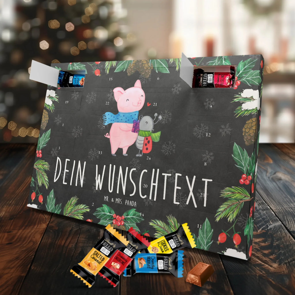 Personalisierter Markenschokolade Adventskalender Glühschwein Smörle Personalisierter Adventskalender, Winter, Weihnachten, Weihnachtsdeko, Nikolaus, Advent, Heiligabend, Wintermotiv, Handgezeichnetes Glühschwein, Kreatives Glühschwein Design, Winterlicher Glühwein Spruch, Glühwein Liebhaber Geschenk, Herzliches Marienkäfer Motiv, Marienkäfer in Winterkleidung, Glühwein ist köstlich Spruch, Smörle der stolze Marienkäfer, Süßer Marienkäfer gibt Geschenk, Romantische Geschenkidee Glühwein