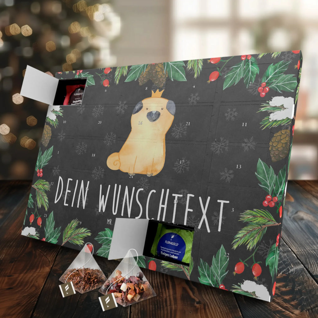 Personalisierter Tee Adventskalender Mops Krone Personalisierter Tee Adventskalender, Hund, Hundemotiv, Haustier, Hunderasse, Tierliebhaber, Hundebesitzer, Sprüche, Mops, allergisch, kinderlos, Hausregel, Hundebesitzer. Spruch, lustig