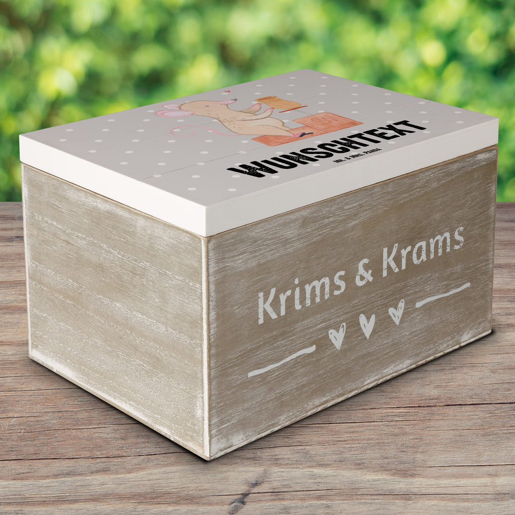 Personalisierte Holzkiste Maus Töpfern Tage Holzkiste mit Namen, Kiste mit Namen, Schatzkiste mit Namen, Truhe mit Namen, Schatulle mit Namen, Erinnerungsbox mit Namen, Erinnerungskiste, mit Namen, Dekokiste mit Namen, Aufbewahrungsbox mit Namen, Holzkiste Personalisiert, Kiste Personalisiert, Schatzkiste Personalisiert, Truhe Personalisiert, Schatulle Personalisiert, Erinnerungsbox Personalisiert, Erinnerungskiste Personalisiert, Dekokiste Personalisiert, Aufbewahrungsbox Personalisiert, Geschenkbox personalisiert, GEschenkdose personalisiert, Geschenk, Sport, Sportart, Hobby, Schenken, Danke, Dankeschön, Auszeichnung, Gewinn, Sportler, Töpfern, Töpferei, Töpferkurs