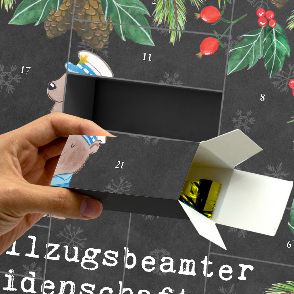 Befüllbarer Adventskalender Polizeivollzugsbeamter Leidenschaft Befüllbarer Adventskalender, Adventskalender zum selbst befüllen, Beruf, Ausbildung, Jubiläum, Abschied, Rente, Kollege, Kollegin, Geschenk, Schenken, Arbeitskollege, Mitarbeiter, Firma, Danke, Dankeschön, Polizeivollzugsbeamter, Polizist, Polizei