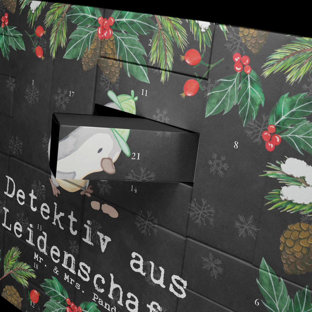 Befüllbarer Adventskalender Detektiv Leidenschaft Befüllbarer Adventskalender, Adventskalender zum selbst befüllen, Beruf, Ausbildung, Jubiläum, Abschied, Rente, Kollege, Kollegin, Geschenk, Schenken, Arbeitskollege, Mitarbeiter, Firma, Danke, Dankeschön, Detektiv, Ermittler, Agent, Privatdetektei, Berufsdetektiv, Wirtschaftsdetektei, Detektivausbildung, Spurensuche