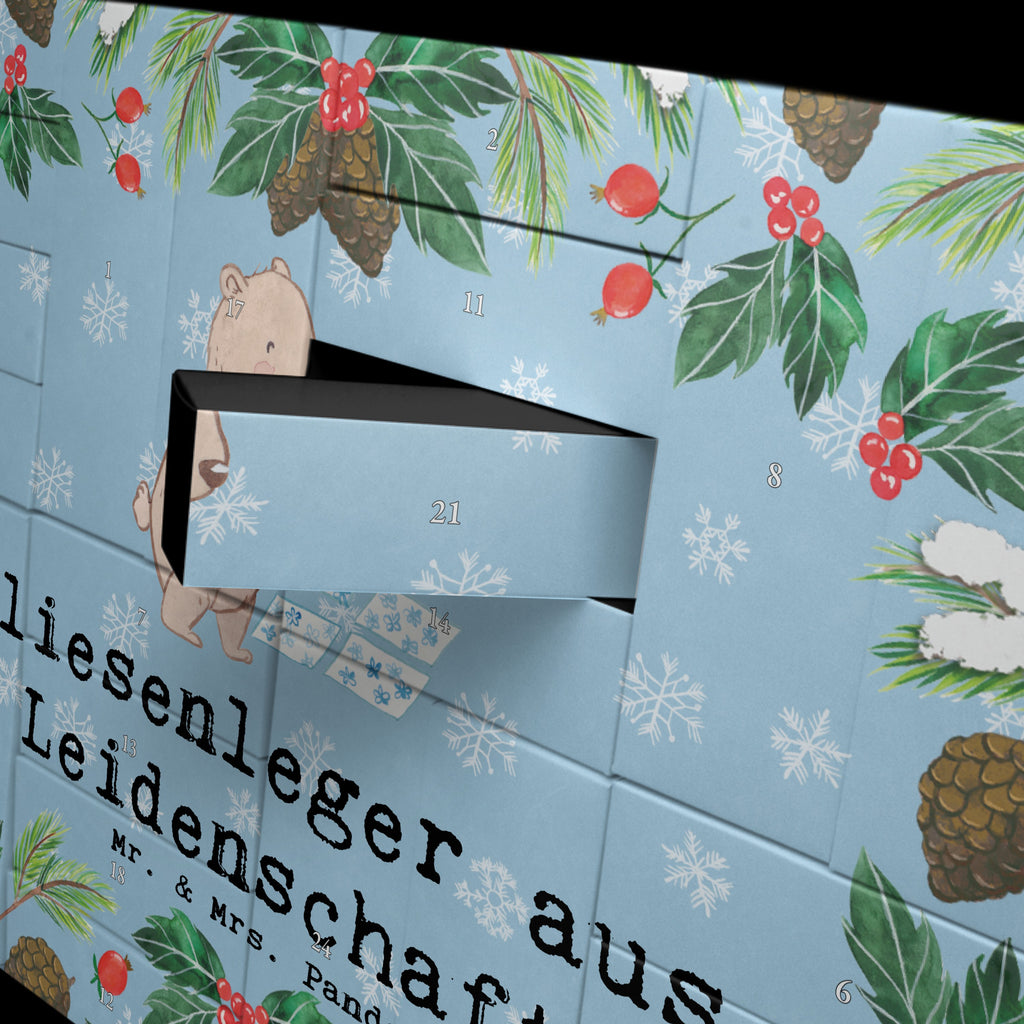 Befüllbarer Adventskalender Fliesenleger Leidenschaft Befüllbarer Adventskalender, Adventskalender zum selbst befüllen, Beruf, Ausbildung, Jubiläum, Abschied, Rente, Kollege, Kollegin, Geschenk, Schenken, Arbeitskollege, Mitarbeiter, Firma, Danke, Dankeschön, Fliesenleger, Gesellenprüfung, Fliesenlegermeister, Fliesenlegerbetrieb, Fliesenfachhandel, Handwerk