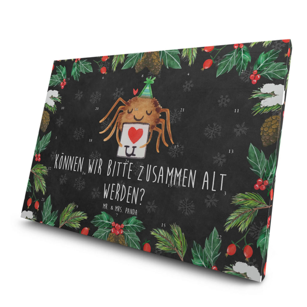 Tee Adventskalender Spinne Agathe Brief Adventskalender, Kerzen Adventskalender, Duftkerzen Adventskalender, Spinne Agathe, Spinne, Agathe, Videos, Merchandise, Liebesbeweis, Ich Liebe dich, Heiratsantrag, Verliebt, Liebespaar, Liebesgeschenk, Treuebeweis, Treuetest