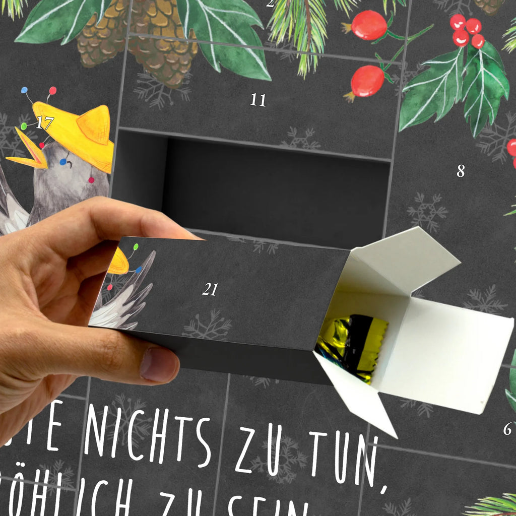 Befüllbarer Adventskalender Rabe Sombrero Befüllbarer Adventskalender, Adventskalender zum selbst befüllen, Tiermotive, Gute Laune, lustige Sprüche, Tiere, Rabe, Vogel, Vögel, Spruch positiv, fröhlich sein, glücklich sein, Glück Spruch, froh, Elster, Motivation