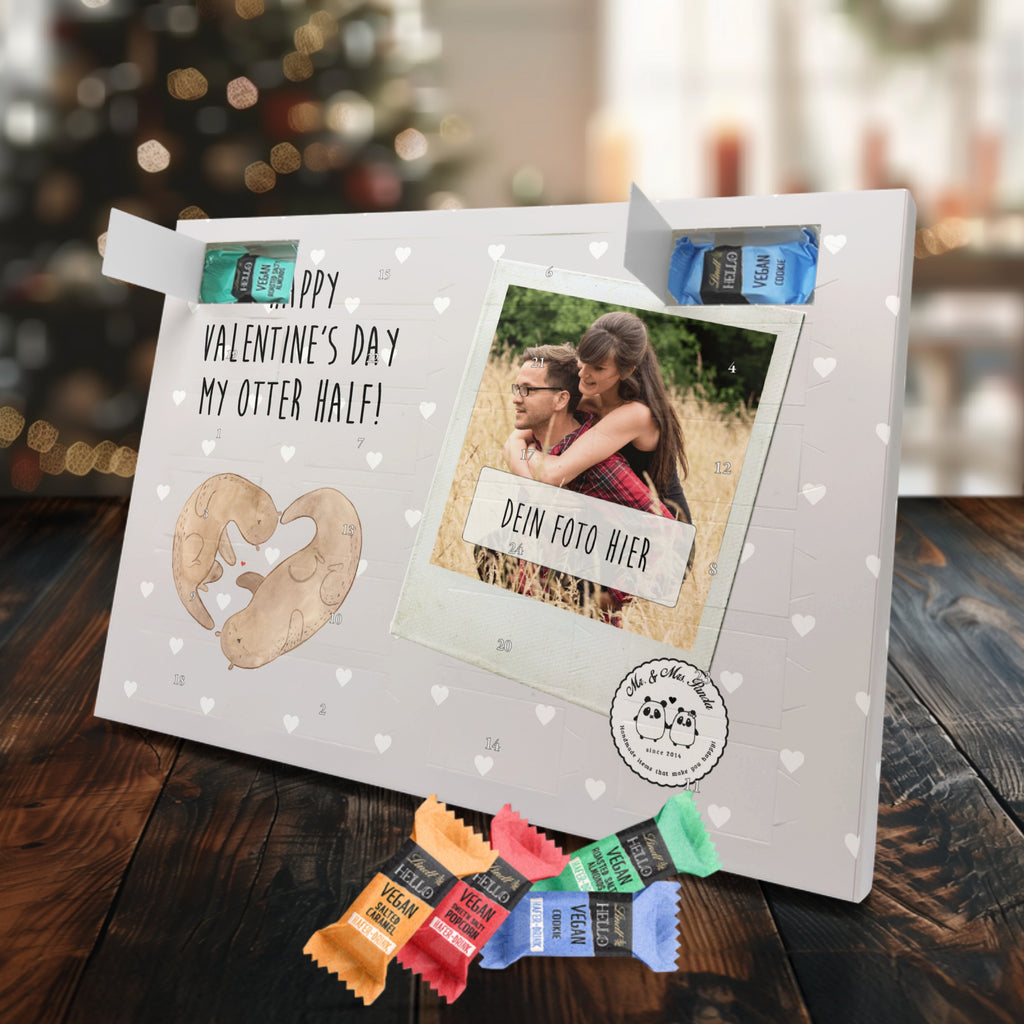 Personalisierter veganer Foto Adventskalender Otter Valentine Personalisierter veganer Adventskalender, Liebe, Partner, Freund, Freundin, Ehemann, Ehefrau, Heiraten, Verlobung, Heiratsantrag, Liebesgeschenk, Jahrestag, Hocheitstag, Valentinstag, Geschenk für Frauen, Hochzeitstag, Mitbringsel, Geschenk für Freundin, Geschenk für Partner, Liebesbeweis, für Männer, für Ehemann