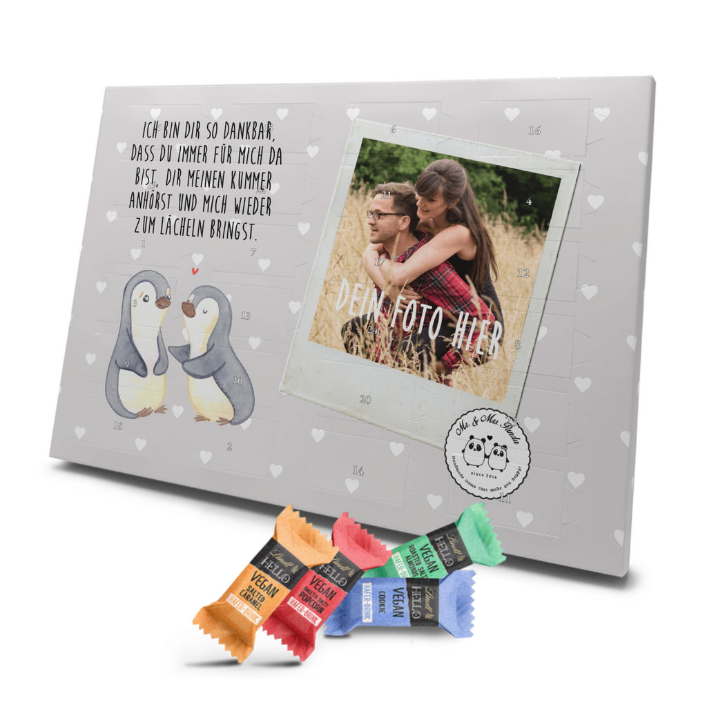 Personalisierter veganer Foto Adventskalender Pinguine trösten Personalisierter veganer Adventskalender, Liebe, Partner, Freund, Freundin, Ehemann, Ehefrau, Heiraten, Verlobung, Heiratsantrag, Liebesgeschenk, Jahrestag, Hocheitstag, Valentinstag, Geschenk für Frauen, Hochzeitstag, Mitbringsel, Geschenk für Freundin, Geschenk für Partner, Liebesbeweis, für Männer, für Ehemann