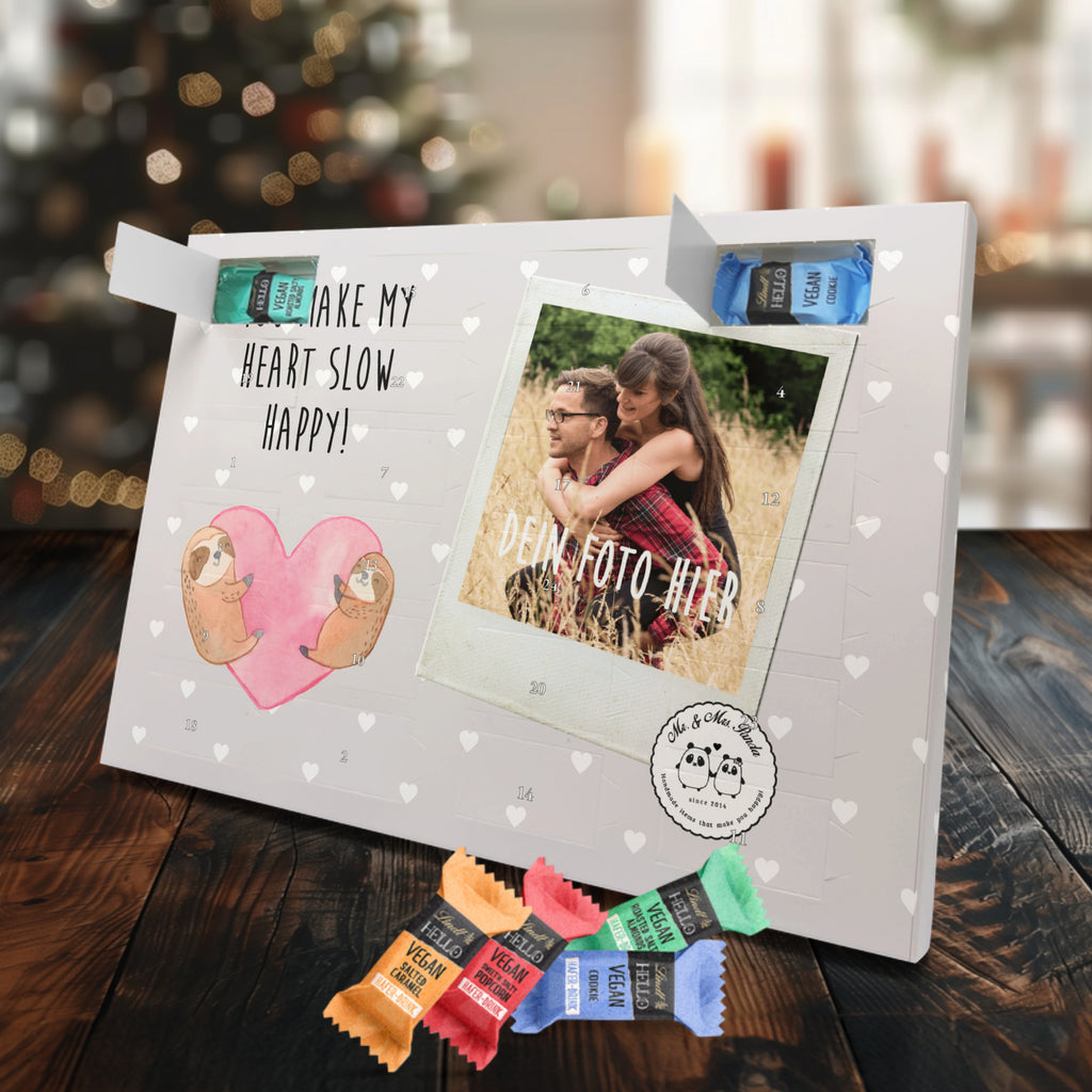 Personalisierter veganer Foto Adventskalender Faultiere Herz Personalisierter veganer Adventskalender, Liebe, Partner, Freund, Freundin, Ehemann, Ehefrau, Heiraten, Verlobung, Heiratsantrag, Liebesgeschenk, Jahrestag, Hocheitstag, Valentinstag, Geschenk für Frauen, Hochzeitstag, Mitbringsel, Geschenk für Freundin, Geschenk für Partner, Liebesbeweis, für Männer, für Ehemann