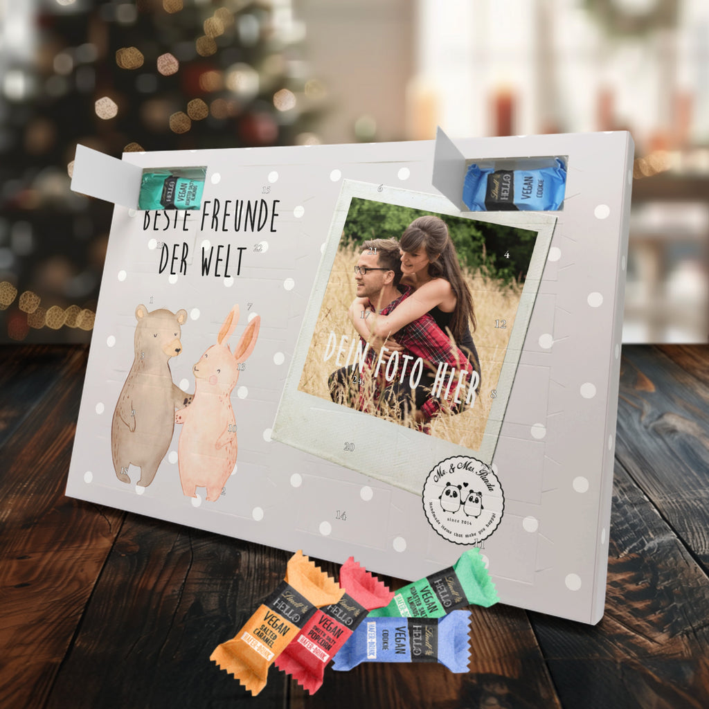 Personalisierter veganer Foto Adventskalender Hase Beste Freunde der Welt Personalisierter veganer Adventskalender, für, Dankeschön, Geschenk, Schenken, Geburtstag, Geburtstagsgeschenk, Geschenkidee, Danke, Bedanken, Mitbringsel, Freude machen, Geschenktipp, Freunde, best friends, Freundschaft, Freundin, Freund, Clique, Kumpel, bae, bff