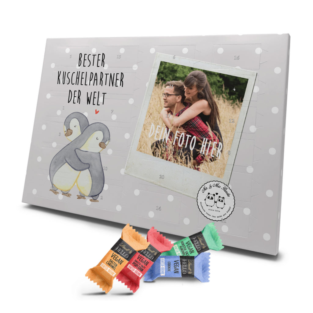 Personalisierter veganer Foto Adventskalender Pinguin Bester Kuschelpartner der Welt Personalisierter veganer Adventskalender, für, Dankeschön, Geschenk, Schenken, Geburtstag, Geburtstagsgeschenk, Geschenkidee, Danke, Bedanken, Mitbringsel, Freude machen, Geschenktipp, Kuschelpartner, Lebenspartner, Ehepartner, Partner, Ehemann, Ehefrau, Kuscheln, Bett, Liebe, Freund, Freundin, Hochzeitstag, verliebt