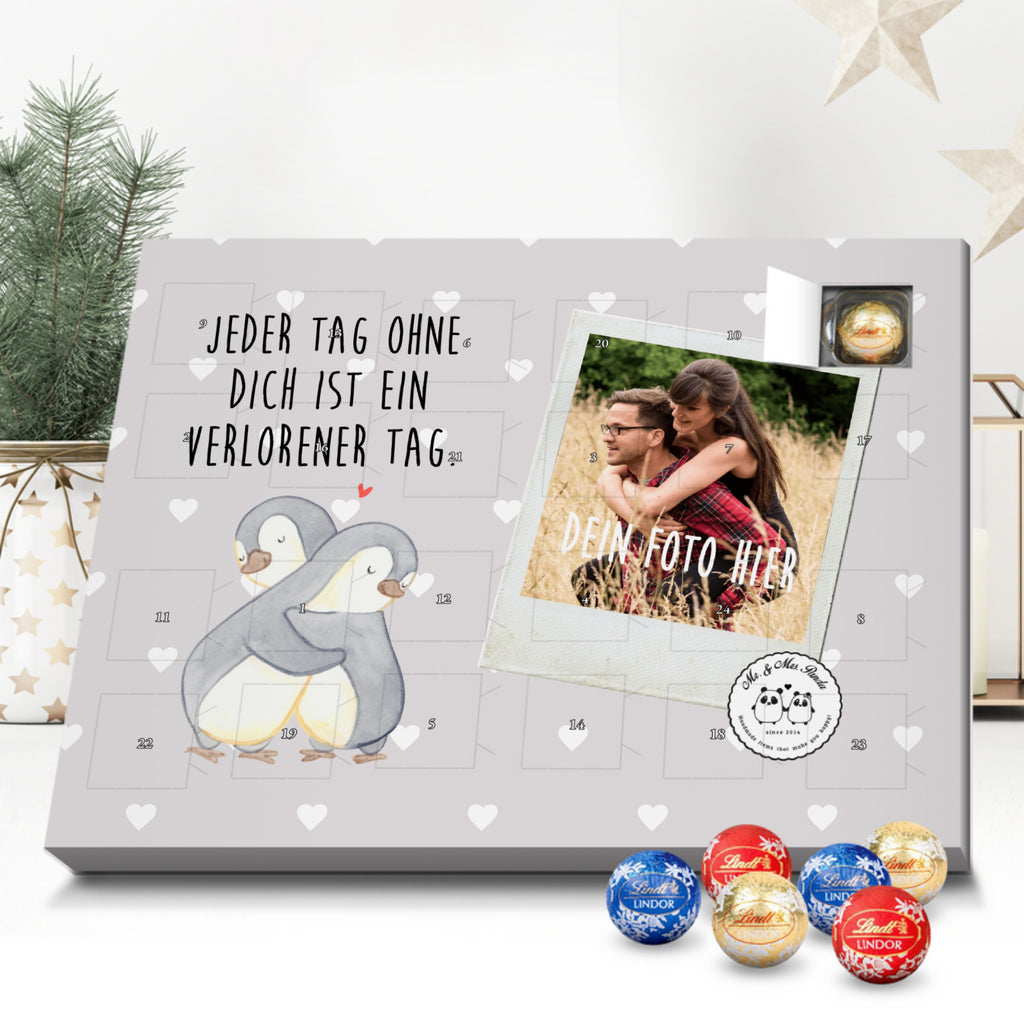 Personalisierter Kugel Markenschokolade Foto Adventskalender Pinguine Kuscheln Personalisierter Kugel Markenschokolade Adventskalender, Liebe, Partner, Freund, Freundin, Ehemann, Ehefrau, Heiraten, Verlobung, Heiratsantrag, Liebesgeschenk, Jahrestag, Hocheitstag, Valentinstag, Geschenk für Frauen, Hochzeitstag, Mitbringsel, Geschenk für Freundin, Geschenk für Partner, Liebesbeweis, für Männer, für Ehemann