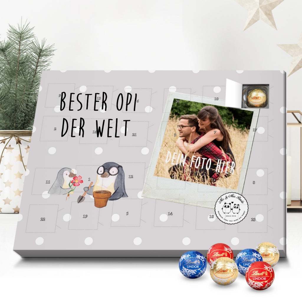 Personalisierter Kugel Markenschokolade Foto Adventskalender Pinguin Bester Opi der Welt Personalisierter Kugel Markenschokolade Adventskalender, für, Dankeschön, Geschenk, Schenken, Geburtstag, Geburtstagsgeschenk, Geschenkidee, Danke, Bedanken, Mitbringsel, Freude machen, Geschenktipp, Großvater, Grossvater, Opa, Opi. Großpapa, Großeltern, Nichte, Neffe, Kleinigkeit, Oppa, Oppi, Bester