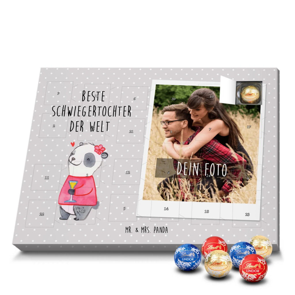 Personalisierter Kugel Markenschokolade Foto Adventskalender Panda Beste Schwiegertochter der Welt Personalisierter Kugel Markenschokolade Foto Adventskalender, für, Dankeschön, Geschenk, Schenken, Geburtstag, Geburtstagsgeschenk, Geschenkidee, Danke, Bedanken, Mitbringsel, Freude machen, Geschenktipp, Schwiegertochter, Tochter, Ehefrau des Sohns, Frau, angeheiratet, Hochzeit