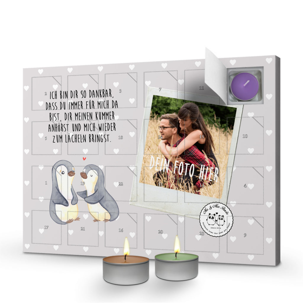 Personalisierter Duftkerzen Foto Adventskalender Pinguine trösten Personalisierter Duftkerzen Adventskalender, Liebe, Partner, Freund, Freundin, Ehemann, Ehefrau, Heiraten, Verlobung, Heiratsantrag, Liebesgeschenk, Jahrestag, Hocheitstag, Valentinstag, Geschenk für Frauen, Hochzeitstag, Mitbringsel, Geschenk für Freundin, Geschenk für Partner, Liebesbeweis, für Männer, für Ehemann