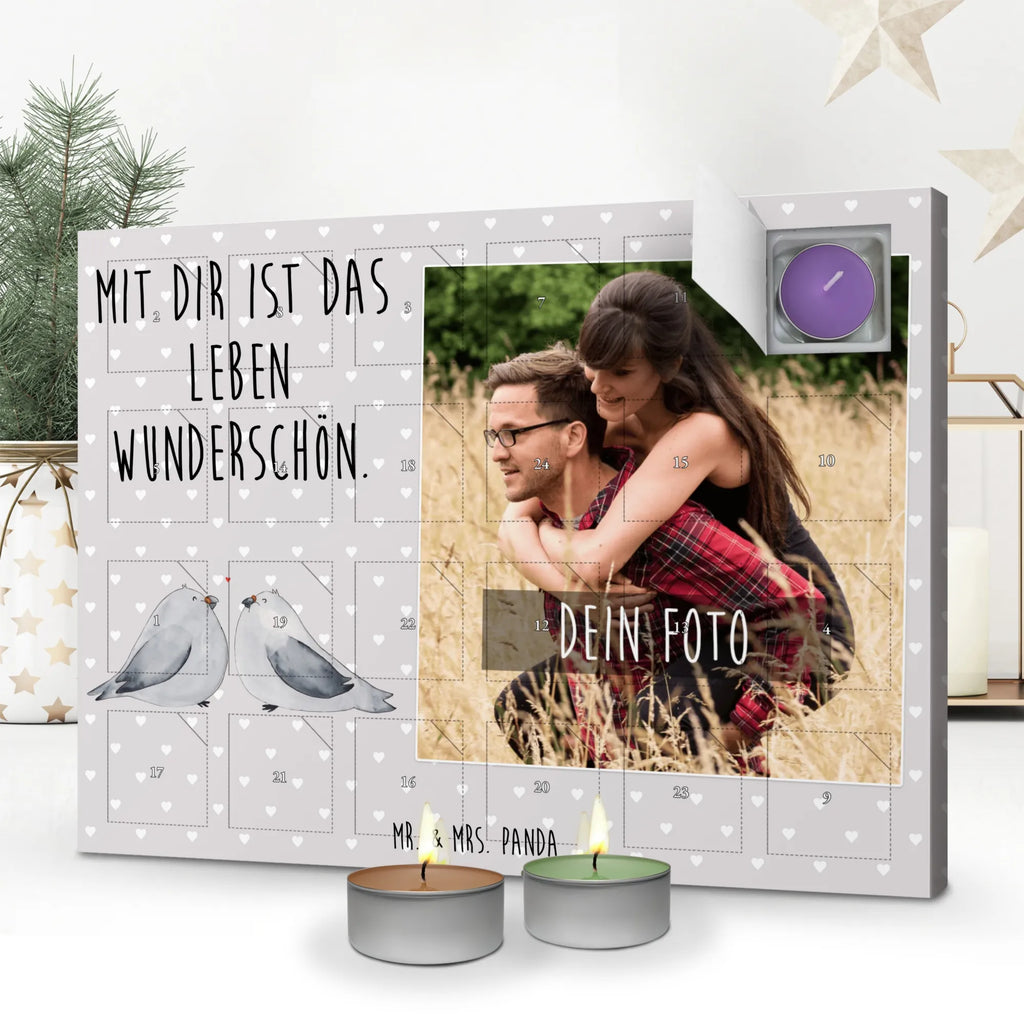 Personalisierter Duftkerzen Foto Adventskalender Turteltauben Liebe Personalisierter Duftkerzen Foto Adventskalender, Liebe, Partner, Freund, Freundin, Ehemann, Ehefrau, Heiraten, Verlobung, Heiratsantrag, Liebesgeschenk, Jahrestag, Hocheitstag, Turteltauben, Turteltäubchen, Tauben, Verliebt, Verlobt, Verheiratet, Geschenk Freundin, Geschenk Freund, Liebesbeweis, Hochzeitstag, Geschenk Hochzeit