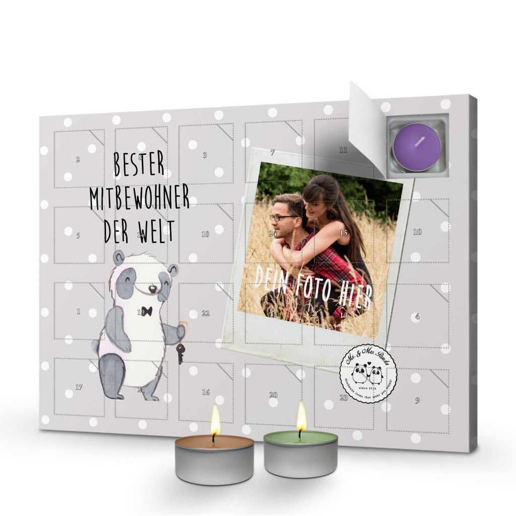 Personalisierter Duftkerzen Foto Adventskalender Panda Bester Mitbewohner der Welt Personalisierter Duftkerzen Adventskalender, für, Dankeschön, Geschenk, Schenken, Geburtstag, Geburtstagsgeschenk, Geschenkidee, Danke, Bedanken, Mitbringsel, Freude machen, Geschenktipp, Mitbewohner, WG, Zimmernachbar, Wohngemeinschaft, WG-Bewohner, Zimmerkollege, Zimmergenosse, Stubenkamerad