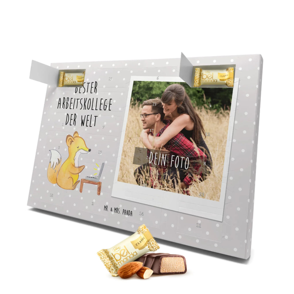 Personalisierter Marzipan Foto Adventskalender Fuchs Bester Arbeitskollege der Welt Personalisierter Marzipan Foto Adventskalender, für, Dankeschön, Geschenk, Schenken, Geburtstag, Geburtstagsgeschenk, Geschenkidee, Danke, Bedanken, Mitbringsel, Freude machen, Geschenktipp, Arbeitskollege, Kollege, Büro, Abschiedsgeschenk, Ruhestand, Arbeit, Mitarbeiter, Berufsgenosse, Beruf